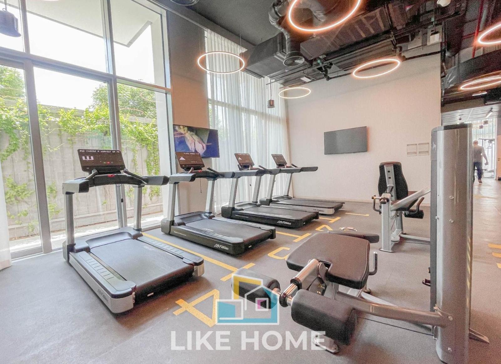 Like - 4007 Experience 2bhk Luxury Living In The Grand Creek Harbour Apartment